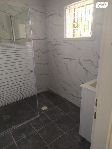 דירה, פעמונית 22, יפו ד', גבעת התמרים, תל אביב יפו