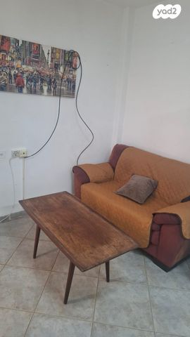 סטודיו/ לופט, אחד העם 43, שיכון א', קרית שמונה