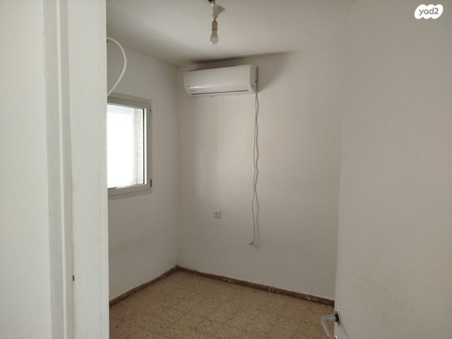 מנחם ארבר 16