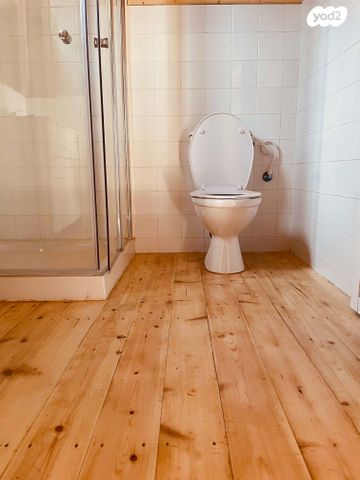 יחידת דיור, הברוש 8, נווה ירק, נווה ירק