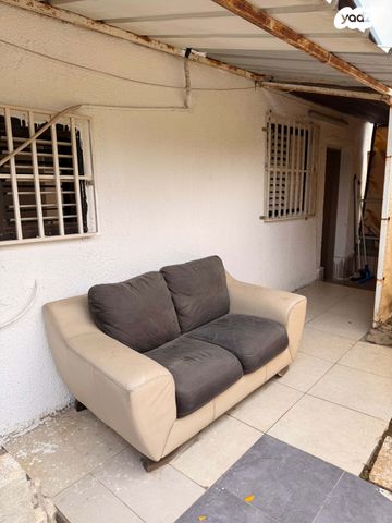 בית פרטי/ קוטג', המולדת 8, עמידר, נס ציונה