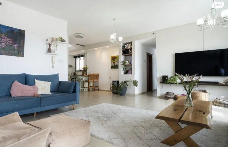 שדרות מקס ואמפרו שיין 10