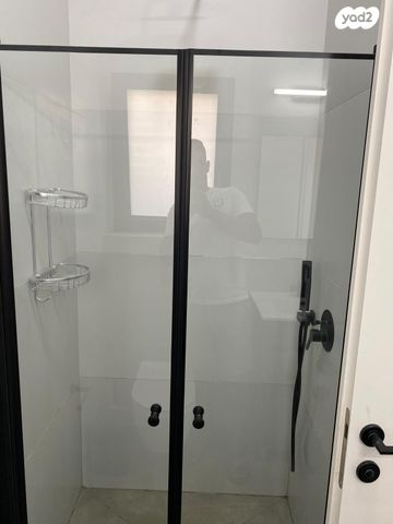 יחידת דיור, האחדות 2, שרונה, כפר יונה