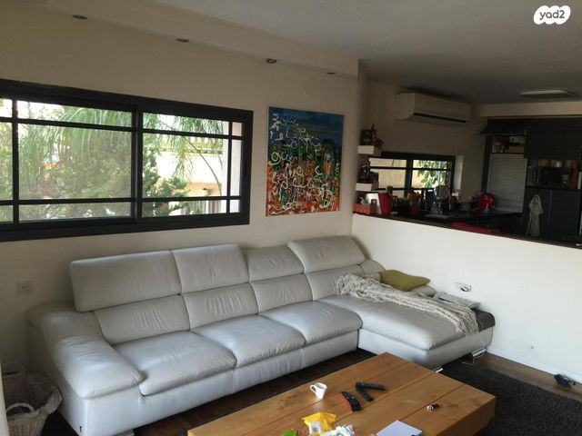 דו משפחתי, השיטה 15, אורנית, אורנית