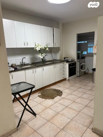 דירה, עזרא 18, שעריים, רחובות