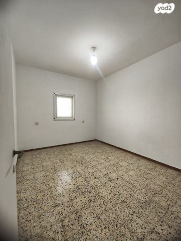 דירה, הרב קוק 61, צפון מערב מרכז העיר, נתניה