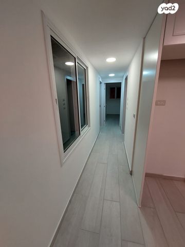 יחידת דיור, ברקת 12, נעלה, נעלה