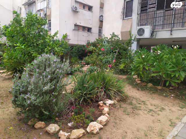 דירה, פעמונית 22, יפו ד', גבעת התמרים, תל אביב יפו