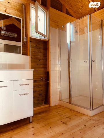 יחידת דיור, הברוש 8, נווה ירק, נווה ירק