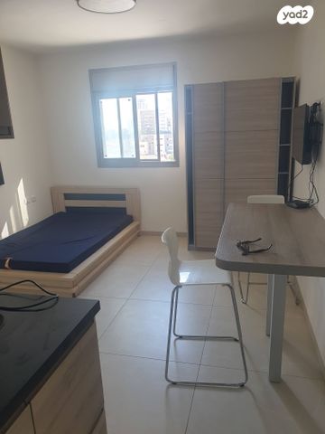 יחידת דיור, עוזי חיטמן 1, הכרם ג', עכו