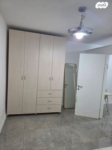 דירה, אופקים 3, גבעת עמוס, נשר