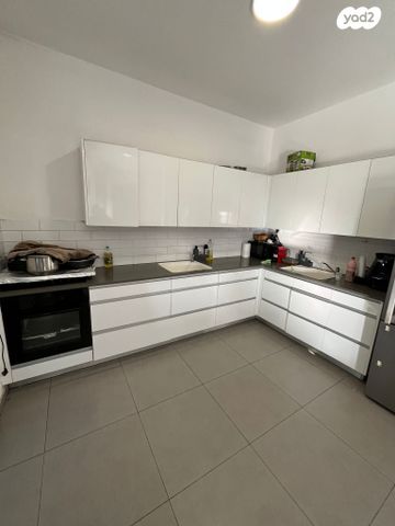 גג/ פנטהאוז, דוגית 2, נתיבות מערב, נתיבות