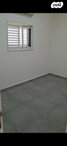 דירה, הגולן 40, רמת החייל, תל אביב יפו