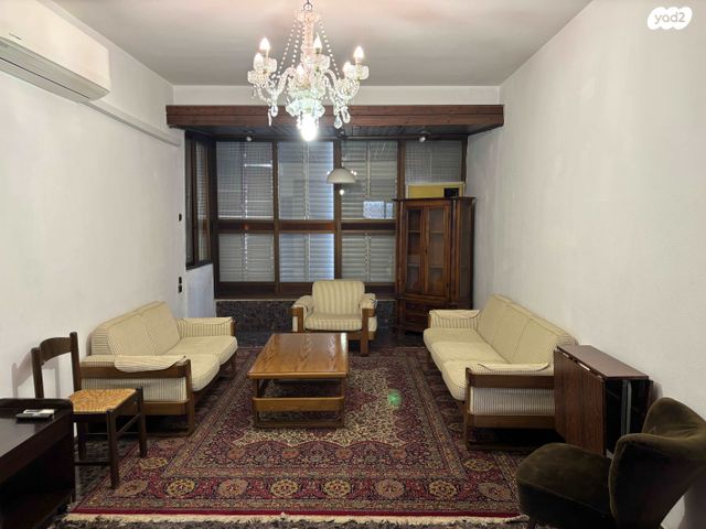 דירה, קריניצי 9, שכונת יהלום, מרכז העיר ב, רמת גן