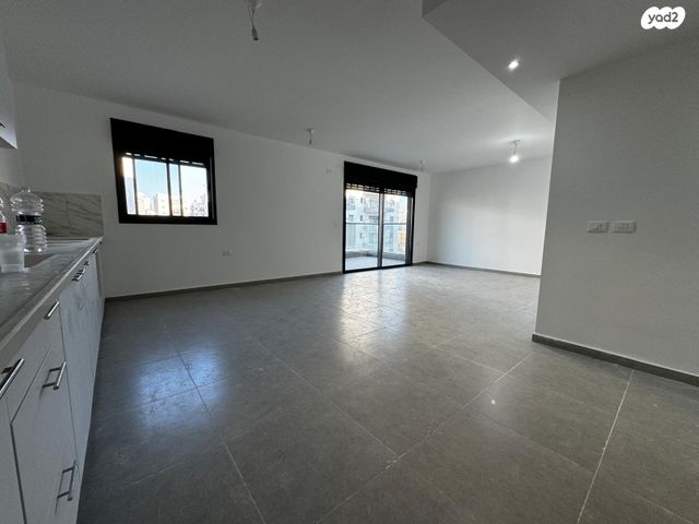 דירה, ארגמן 61, עיר היין, אשקלון