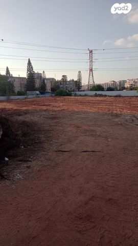 מגרשים, הר סיני 26, יד התשעה, שביב, הרצליה