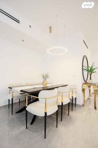 דירה, אייזיק רמבה 9, נוף הטיילת, נתניה