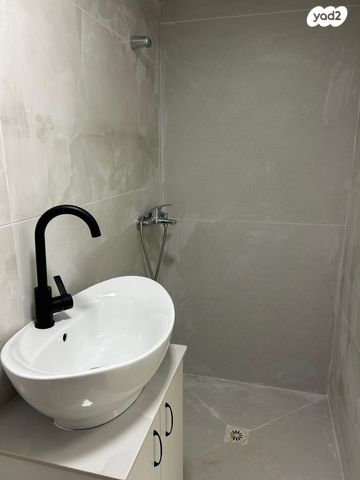 סטודיו/ לופט, מדרגות צפת 4, הרצליה, חיפה