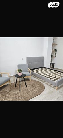 סטודיו/ לופט, דרך אלנבי 18, שער פלמר, תחנת רכבת השמונה, חיפה