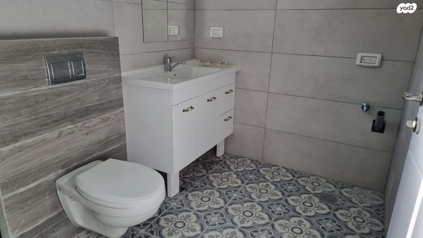 יחידת דיור, ברקת 12, נעלה, נעלה