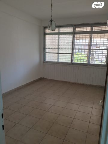 דירה, המלך שלמה 43, נווה דוד, חיפה