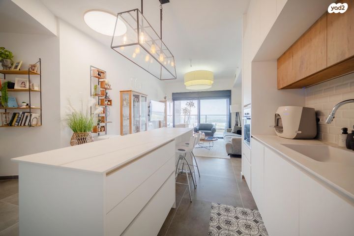 בית גוברין 15