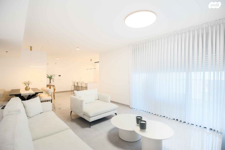 אייזיק רמבה 9