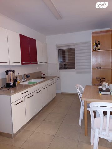 יחידת דיור, הסביון 10, אורנית, אורנית