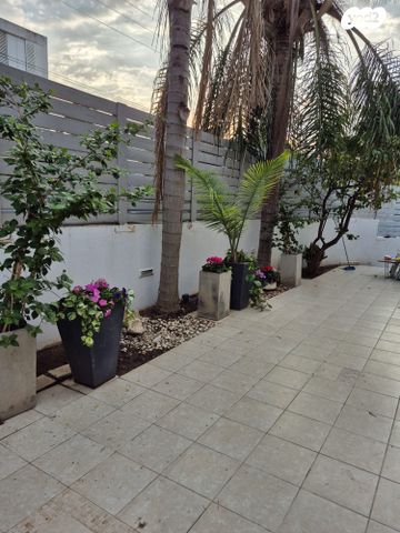 בית פרטי/ קוטג', ביל"ו 1, נווה ישראל, הרצליה