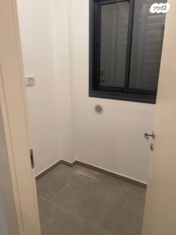 דירה, הרב שלום שבזי 225, פסגות אפק, ראש העין