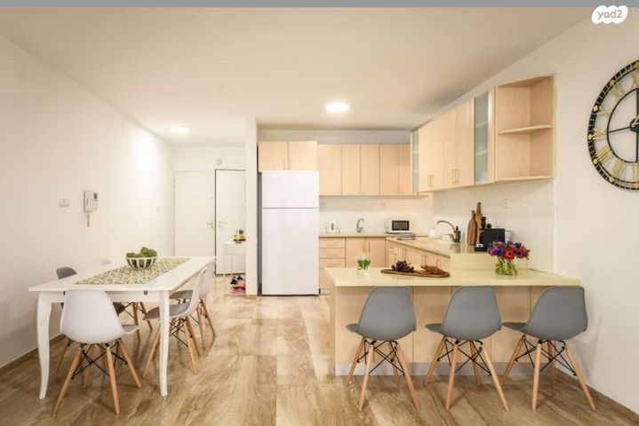 שדרות ניצה 8