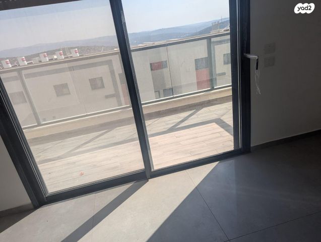 דופלקס, הרב פנחס לוין 10, עמנואל, עמנואל