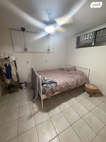 מרתף/ פרטר, הנשר 7, בנה ביתך, קדימה צורן