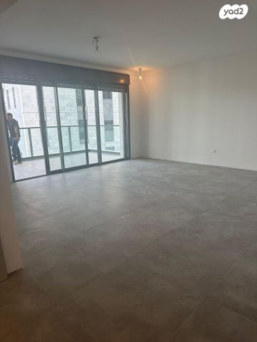 דירה, הר מירון 2, נווה ישראל, הרצליה