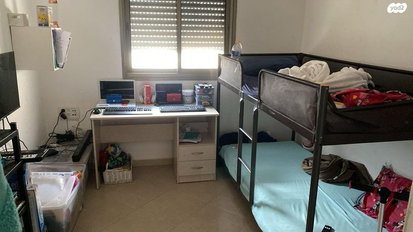 דירה, יצחק שדה 8, שיכון עובדים, טבריה