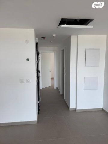 דירה, יונה וולך 7, גרין פארק החדשה, הוד השרון