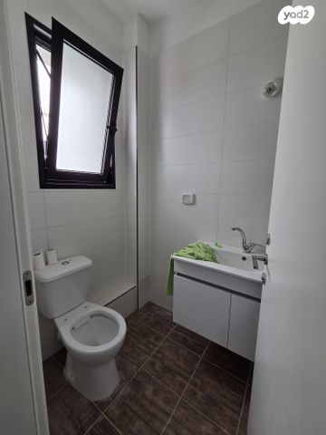 דירה, הרב שלום שבזי 235, פסגות אפק, ראש העין