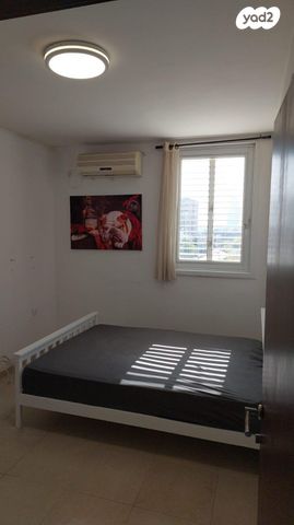 דירה, הגיבור האלמוני 44, יד אליהו, תל אביב יפו