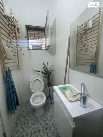 סטודיו/ לופט, הגולן 7, רמת עמידר, רמת גן