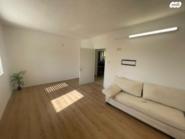 דירה, הבריגדה היהודית 18, גן רש"ל, הרצליה