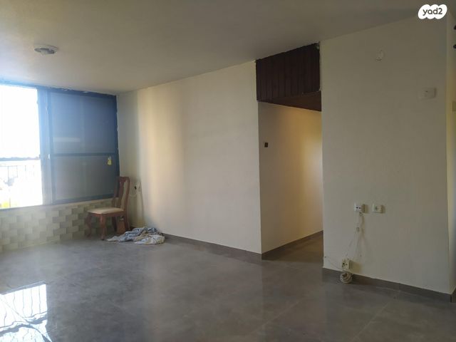 דירה, פעמונית 22, יפו ד', גבעת התמרים, תל אביב יפו