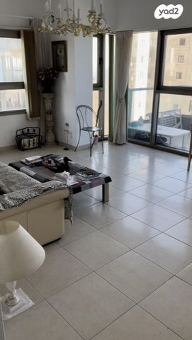 דירה, שדרות ניצה 26, צפון מערב מרכז העיר, נתניה