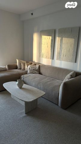 דירה, עפרה חזה 12, משכנות האומנים, קרית מוצקין