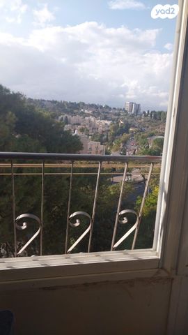 דירה, אבשלום חביב 6, ארמון הנציב, תלפיות מזרח, ירושלים