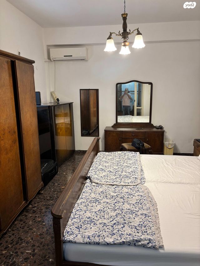 דירה, קריניצי 9, שכונת יהלום, מרכז העיר ב, רמת גן