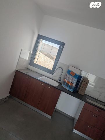 דופלקס, הרב פנחס לוין 10, עמנואל, עמנואל