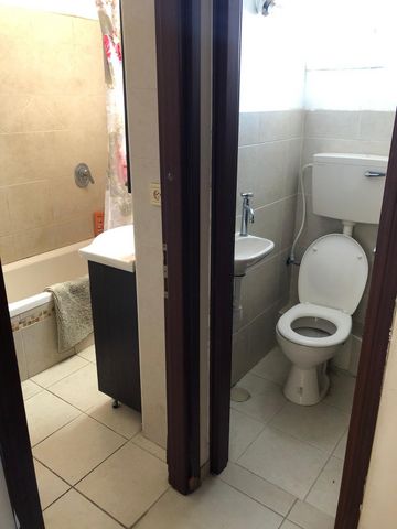 דירה, הגיבור האלמוני 44, יד אליהו, תל אביב יפו