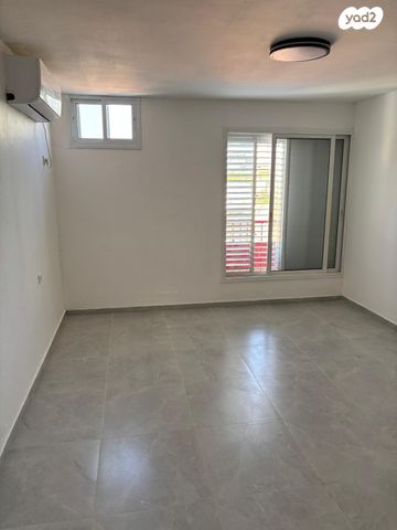 דירה, משעול יבנה 23, שכונה ט', באר שבע