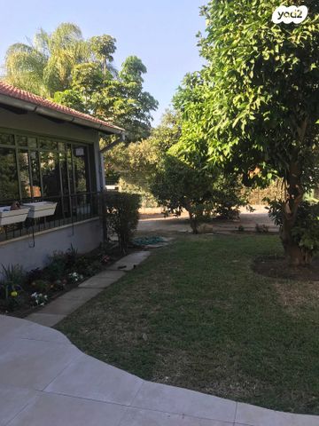 בית פרטי/ קוטג', כ"ז בניסן 14, קרית אליעזר פרי, פתח תקווה