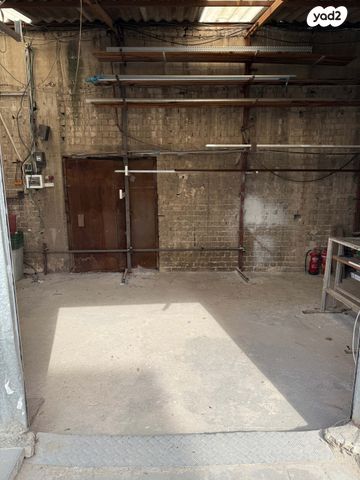 מחסנים, המנור 12, גבעת הרצל, אזור המלאכה יפו, תל אביב יפו